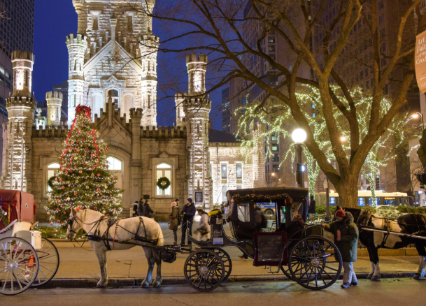 Celebrate the Holidays in Style: Luxury Christmas Travel in Chicago with Limo Services